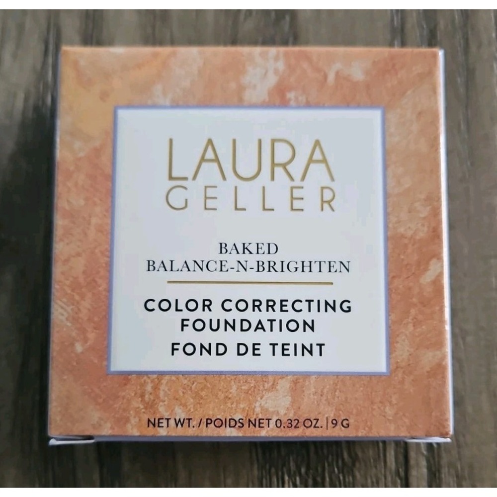 Laura Geller Baked Balance-n-Brighten Color Correcting Foundation Light - 0.32oz